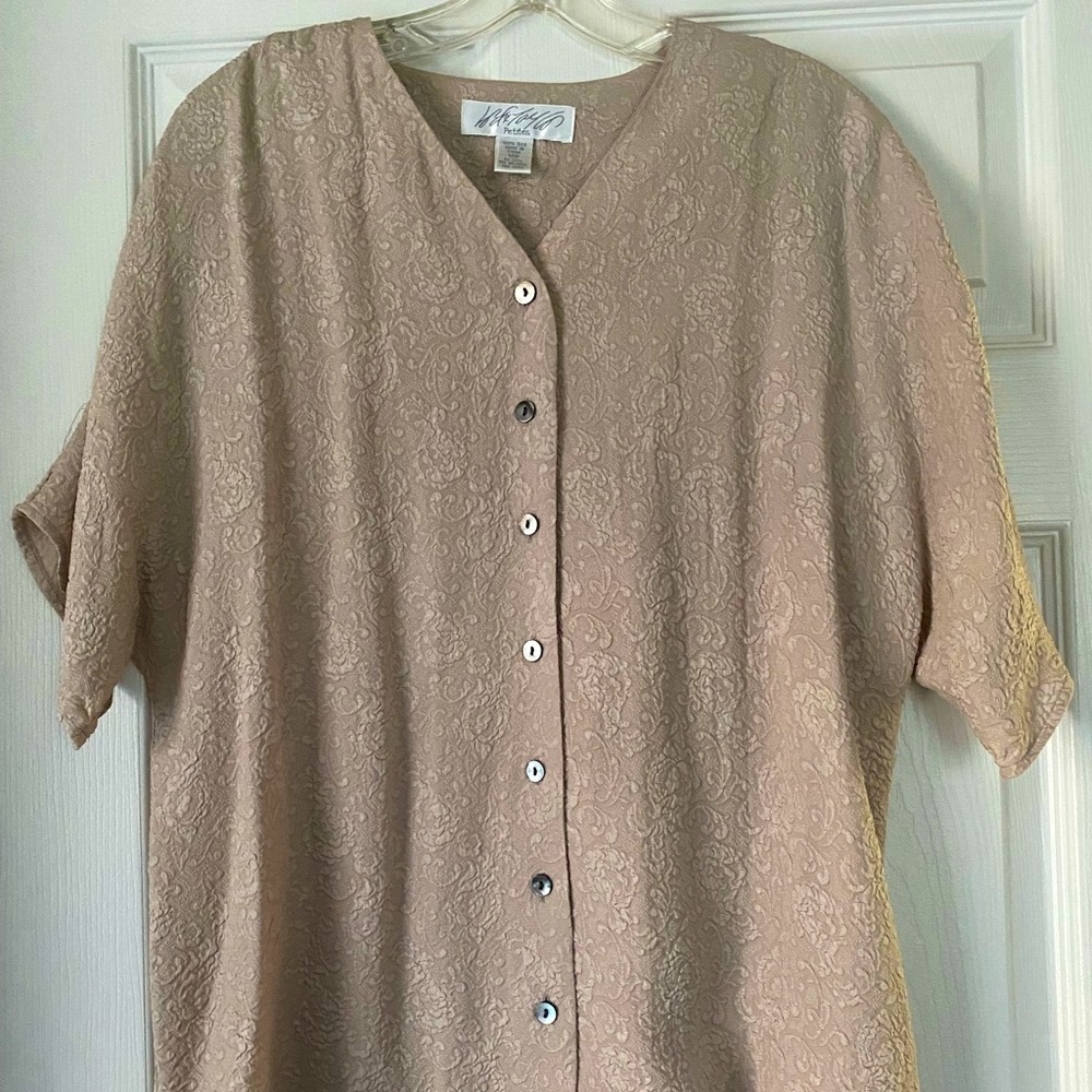 Women’s brand new 100% silk blouse